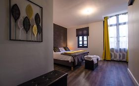 L'Atypic Hotel Restaurant